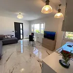 Ana Apartamento *