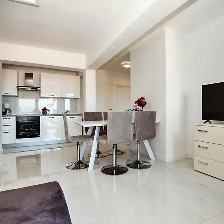 Apartamento Ana Preko