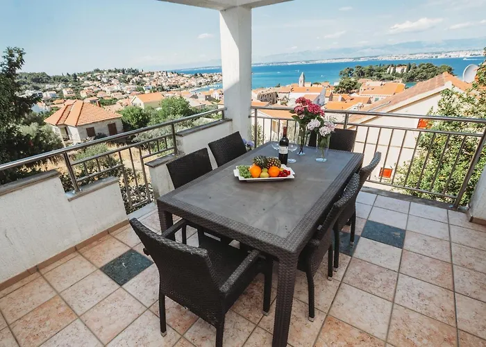 Apartament Ana Preko