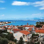 Ana Διαμέρισμα *
